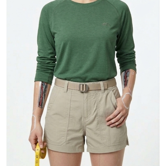 The North Face Pants - The North Face Women's Beige Cargo Shorts